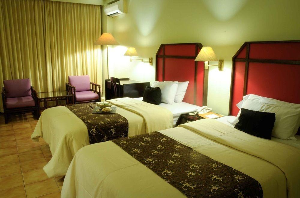 Mesra Business & Resort Hotel Samarinda Zewnętrze zdjęcie