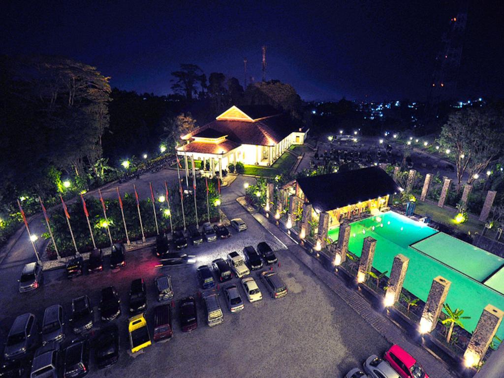 Mesra Business & Resort Hotel Samarinda Zewnętrze zdjęcie