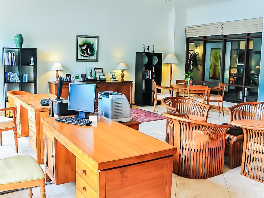 Mesra Business & Resort Hotel Samarinda Zewnętrze zdjęcie