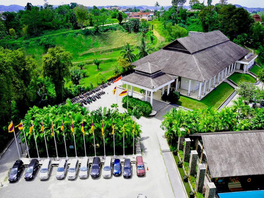 Mesra Business & Resort Hotel Samarinda Zewnętrze zdjęcie
