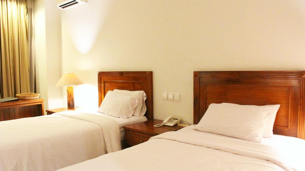 Mesra Business & Resort Hotel Samarinda Zewnętrze zdjęcie